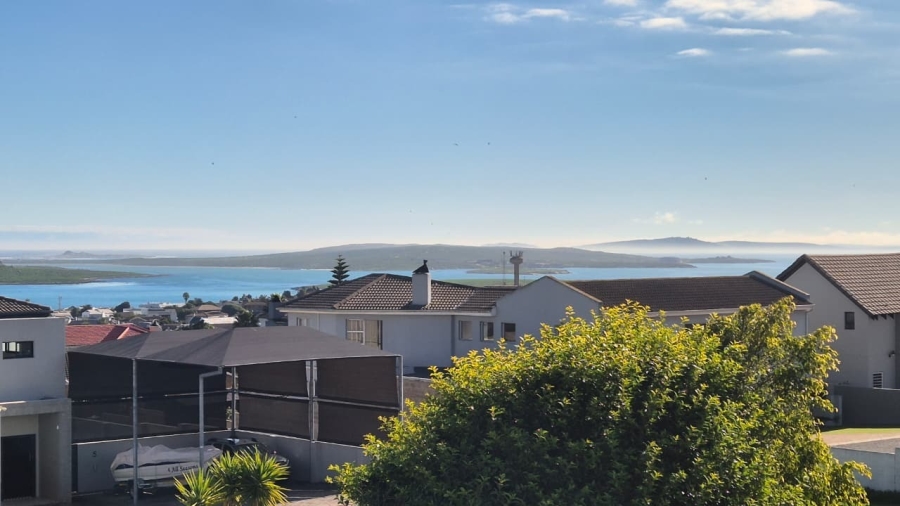 4 Bedroom Property for Sale in Myburgh Park Western Cape